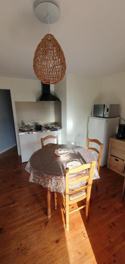Apartmán Le Studio De Rochavelle Chiché Exteriér fotografie